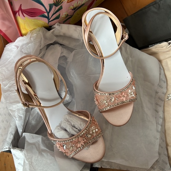 Badgley Mischka Taylin Low Heel Glamour Sandal Soft Blush - Picture 13 of 13